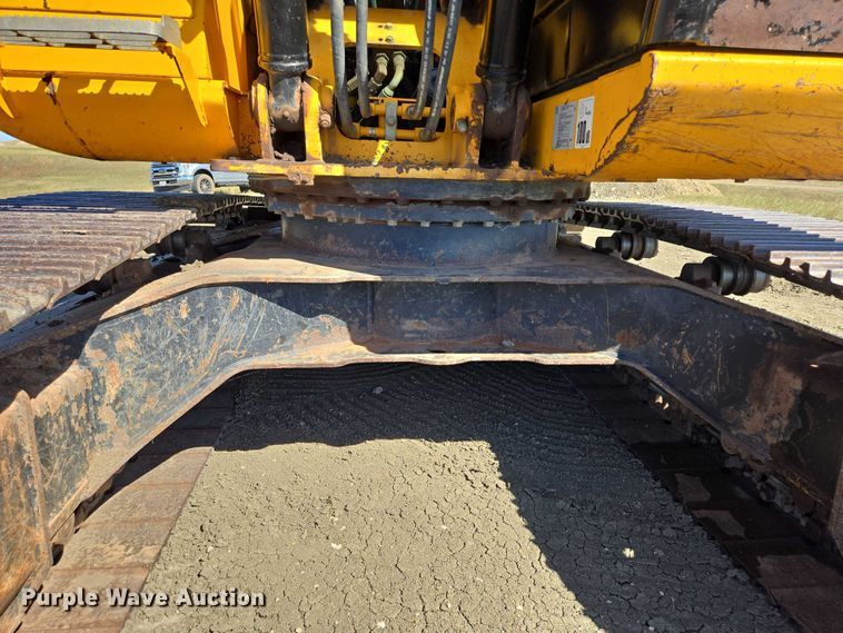 image for item EB1061 2014 JCB JS145LC excavator