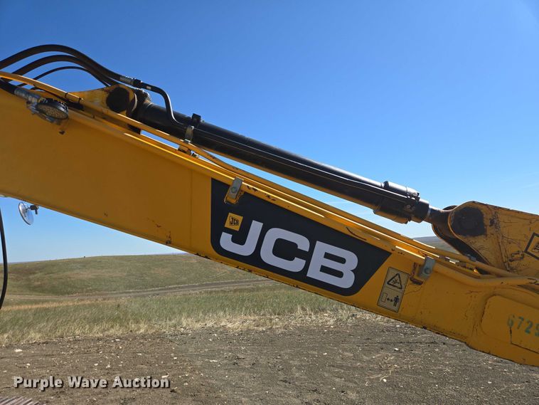 image for item EB1061 2014 JCB JS145LC excavator