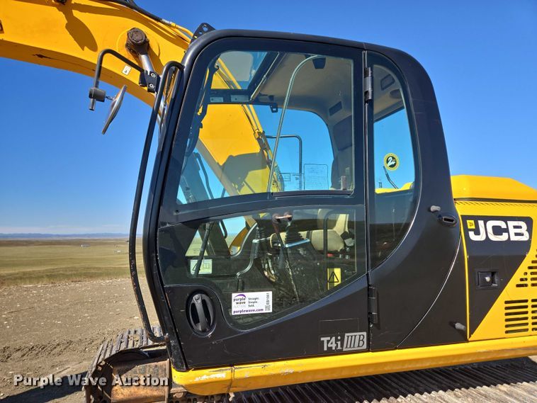 image for item EB1061 2014 JCB JS145LC excavator