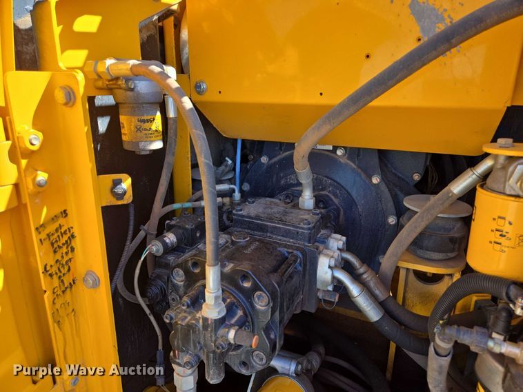 image for item EB1061 2014 JCB JS145LC excavator