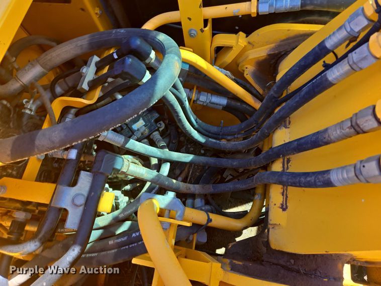 image for item EB1061 2014 JCB JS145LC excavator