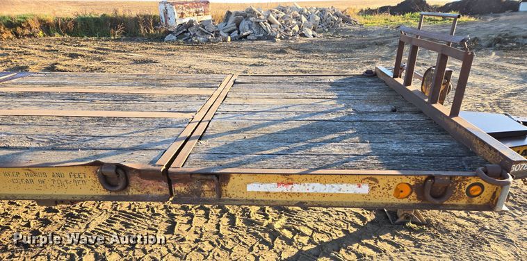 image for item EB1111 1995 Dynaweld tilt deck equipment trailer