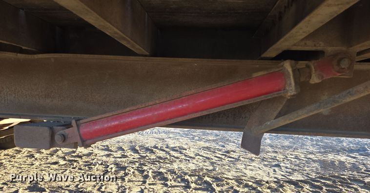 image for item EB1111 1995 Dynaweld tilt deck equipment trailer