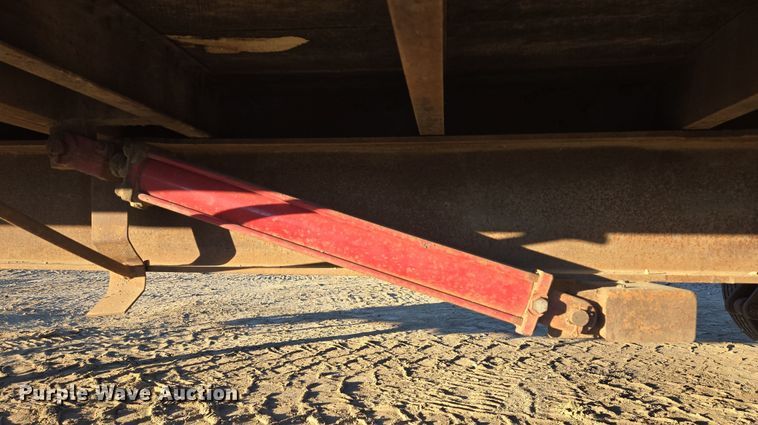 image for item EB1111 1995 Dynaweld tilt deck equipment trailer