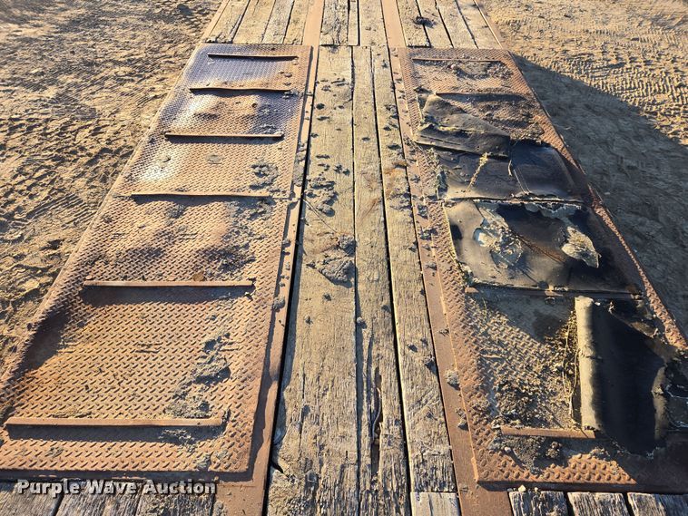 image for item EB1111 1995 Dynaweld tilt deck equipment trailer