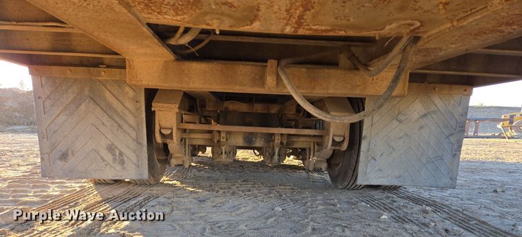 image for item EB1111 1995 Dynaweld tilt deck equipment trailer