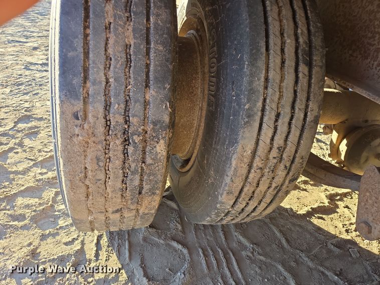 image for item EB1111 1995 Dynaweld tilt deck equipment trailer