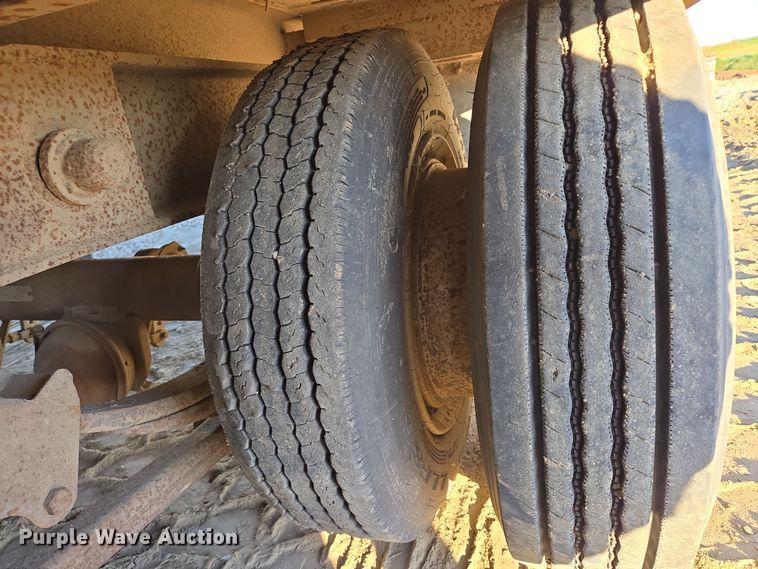 image for item EB1111 1995 Dynaweld tilt deck equipment trailer