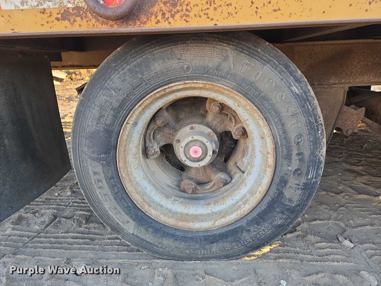 image for item EB1111 1995 Dynaweld tilt deck equipment trailer