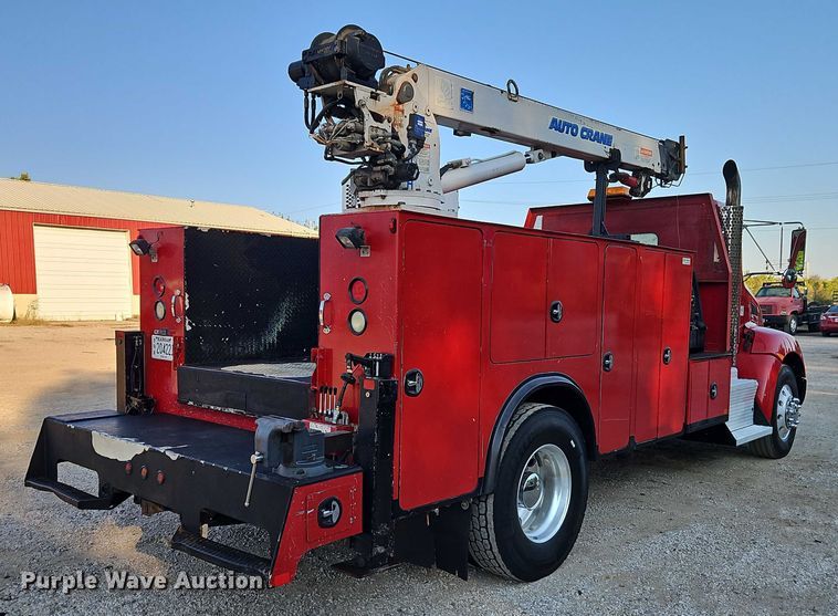 image for item EB8361 2016 Kenworth T3 Series utility / service truck