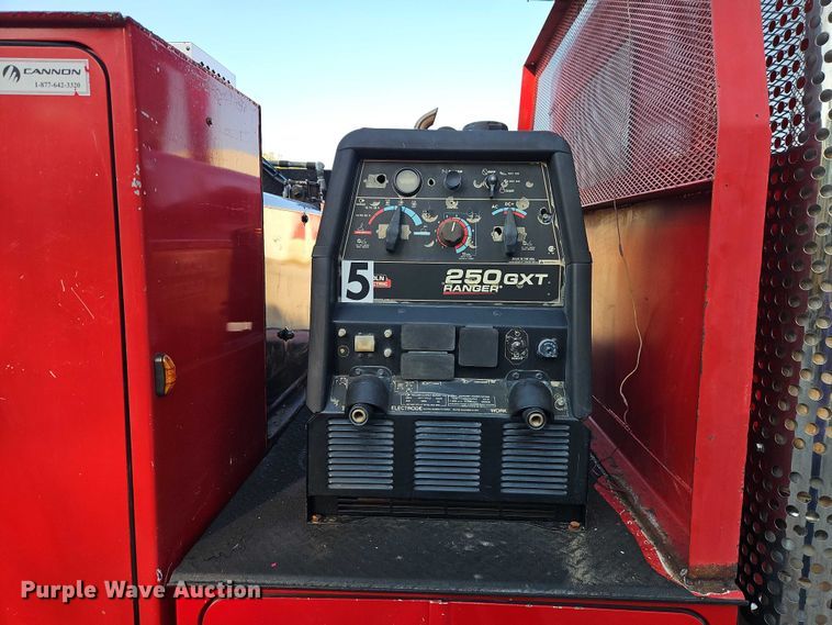 image for item EB8361 2016 Kenworth T3 Series utility / service truck