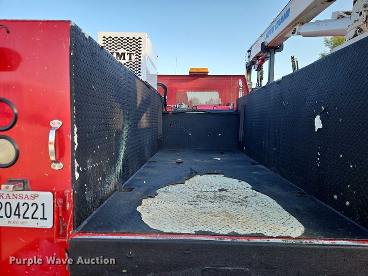 image for item EB8361 2016 Kenworth T3 Series utility / service truck