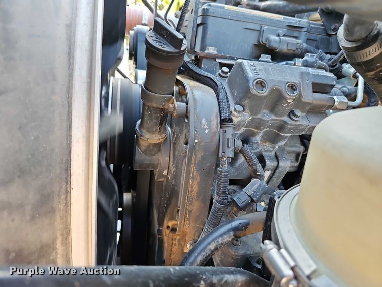 image for item EB8361 2016 Kenworth T3 Series utility / service truck