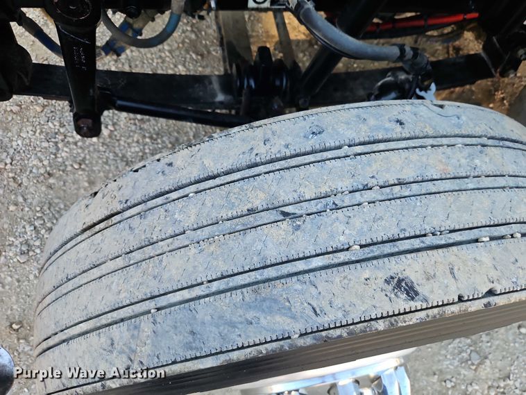 image for item EB8361 2016 Kenworth T3 Series utility / service truck