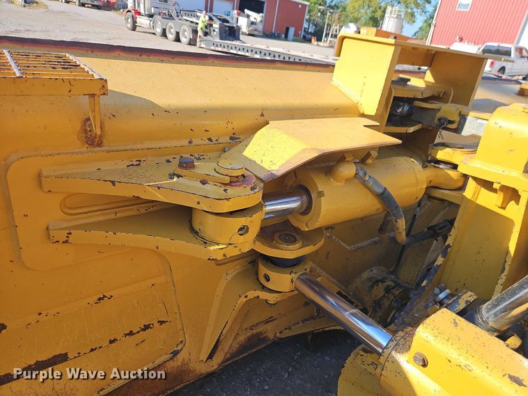 image for item EB8362 2015 Caterpillar D6T LGP dozer