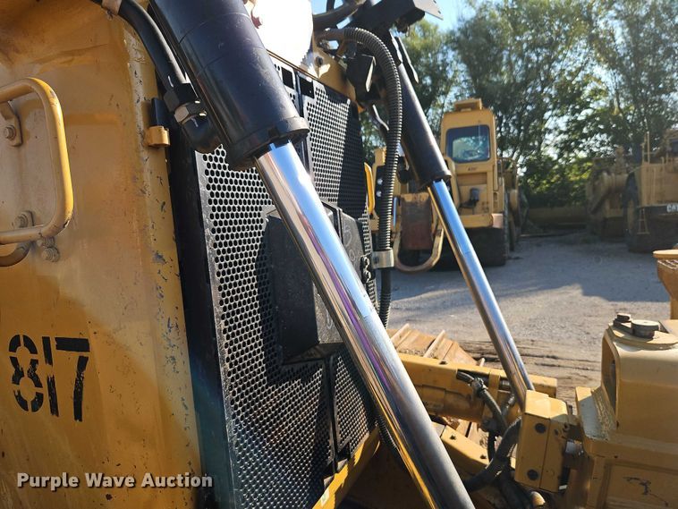 image for item EB8362 2015 Caterpillar D6T LGP dozer