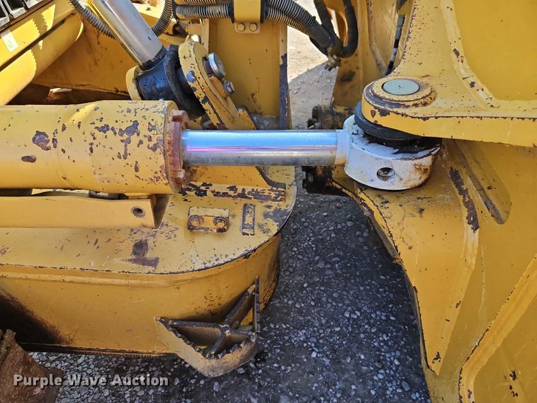 image for item EB8362 2015 Caterpillar D6T LGP dozer