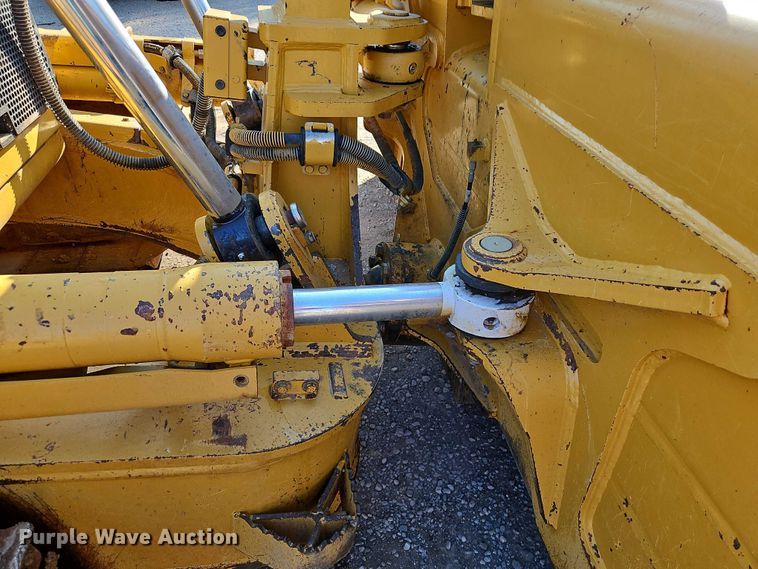image for item EB8362 2015 Caterpillar D6T LGP dozer