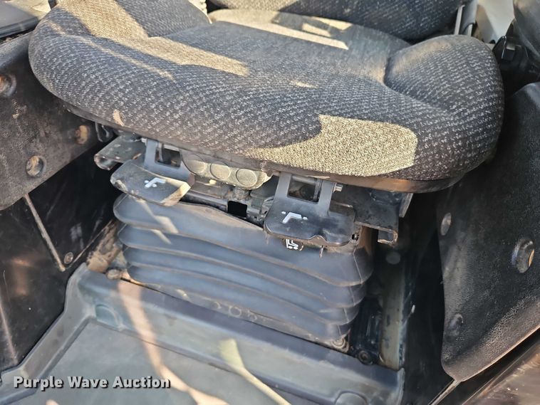 image for item EB8362 2015 Caterpillar D6T LGP dozer