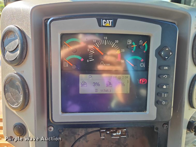 image for item EB8362 2015 Caterpillar D6T LGP dozer