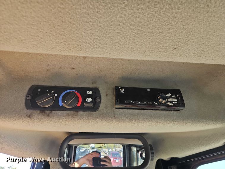 image for item EB8362 2015 Caterpillar D6T LGP dozer