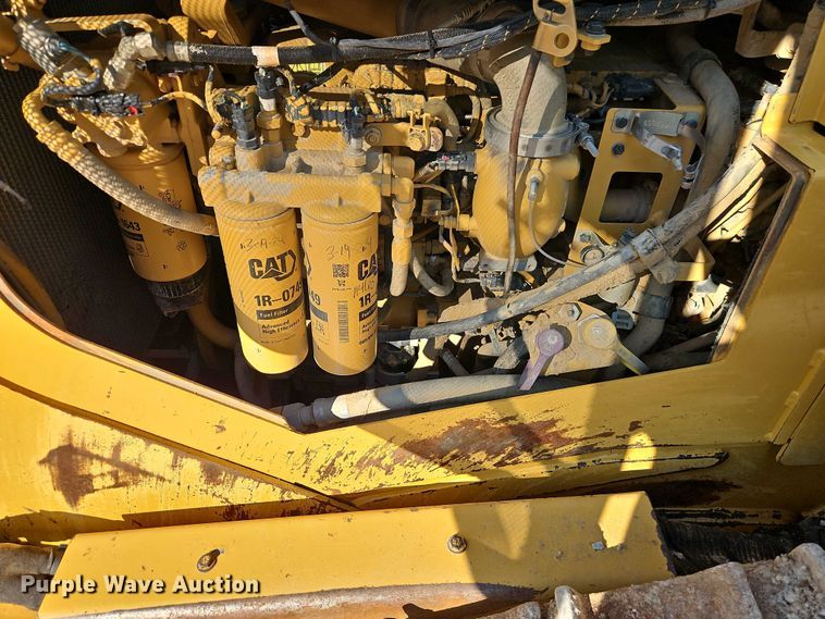image for item EB8362 2015 Caterpillar D6T LGP dozer