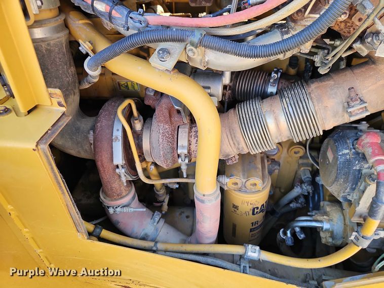 image for item EB8362 2015 Caterpillar D6T LGP dozer