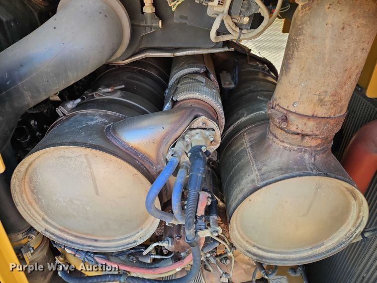 image for item EB8362 2015 Caterpillar D6T LGP dozer