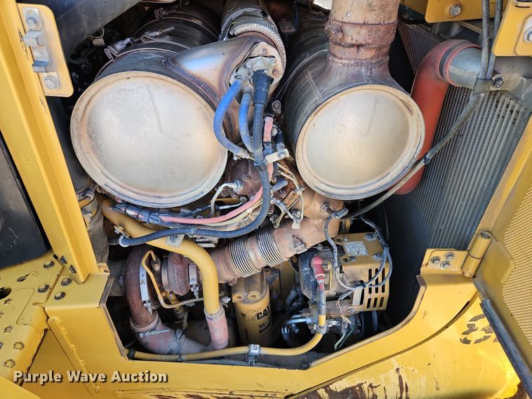 image for item EB8362 2015 Caterpillar D6T LGP dozer