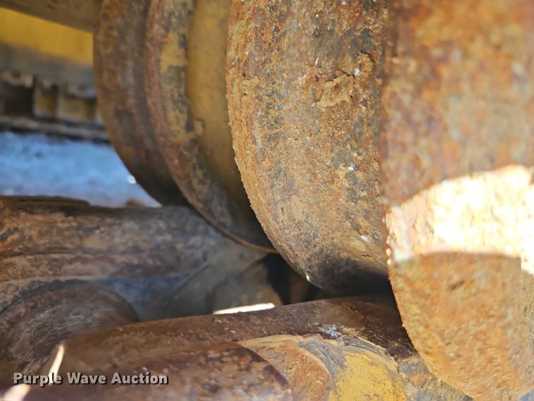 image for item EB8362 2015 Caterpillar D6T LGP dozer