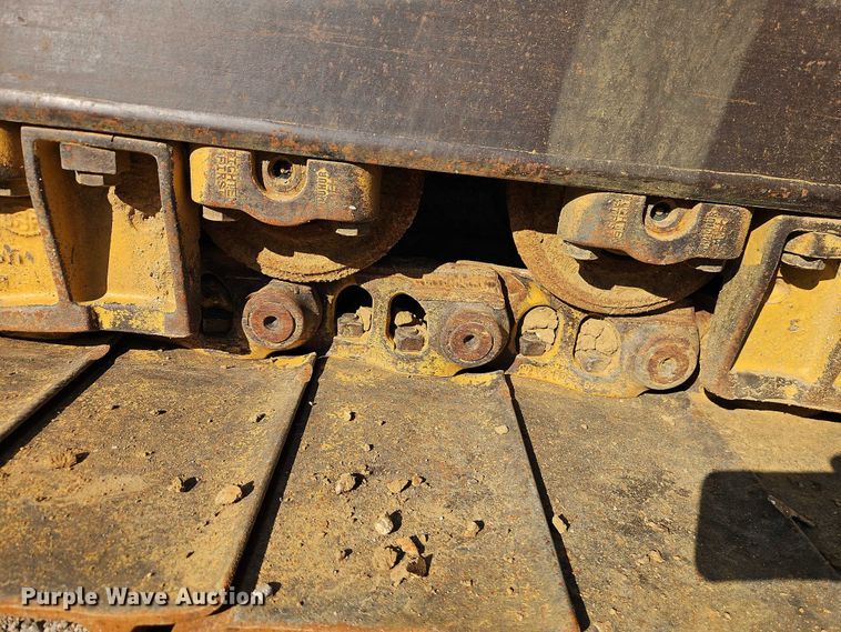 image for item EB8362 2015 Caterpillar D6T LGP dozer