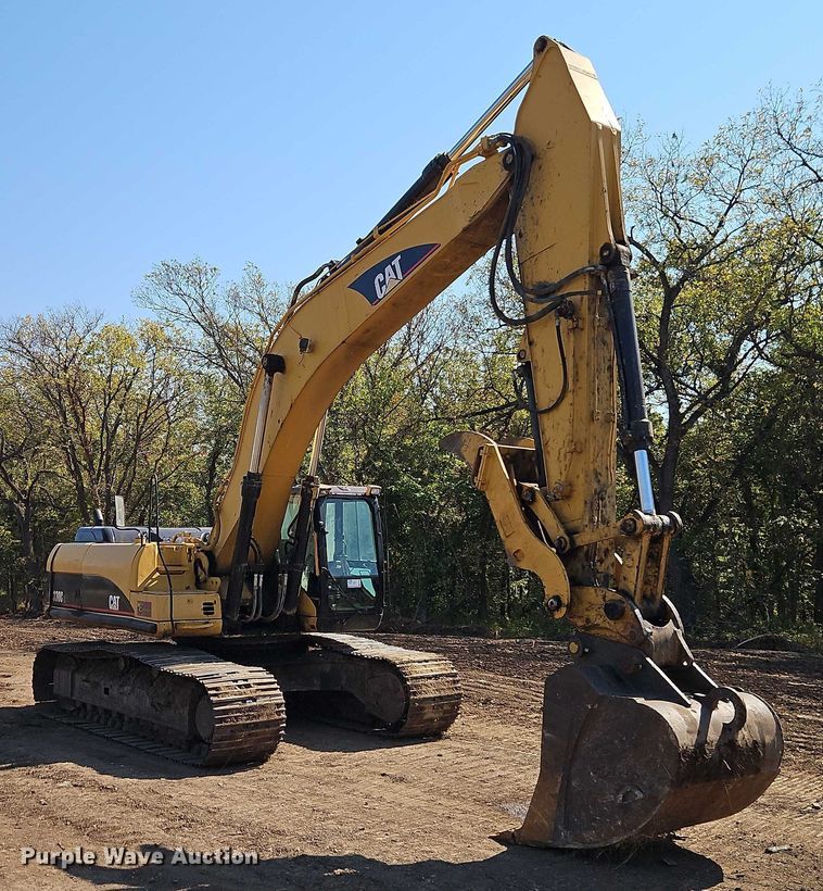 EXCAVADORA 2004 CATERPILLAR 330C