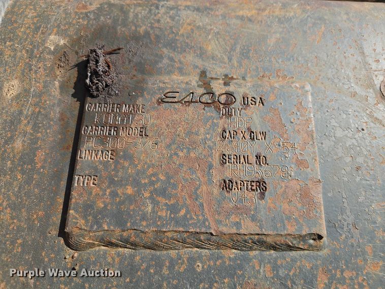 image for item EB8364 2004 Caterpillar 330C excavator