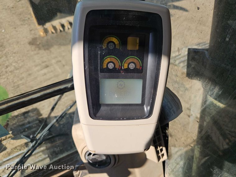 image for item EB8364 2004 Caterpillar 330C excavator