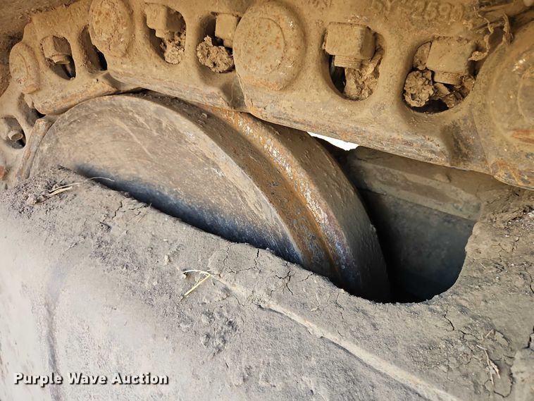 image for item EB8364 2004 Caterpillar 330C excavator