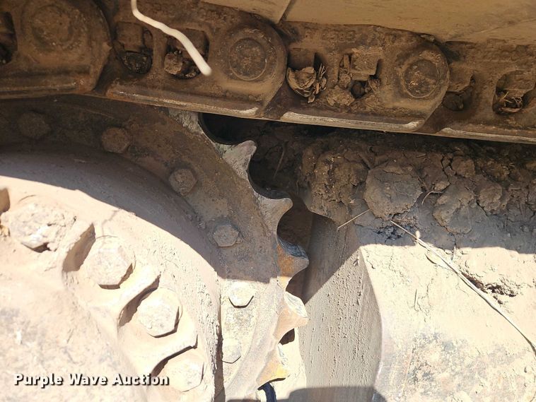 image for item EB8364 2004 Caterpillar 330C excavator