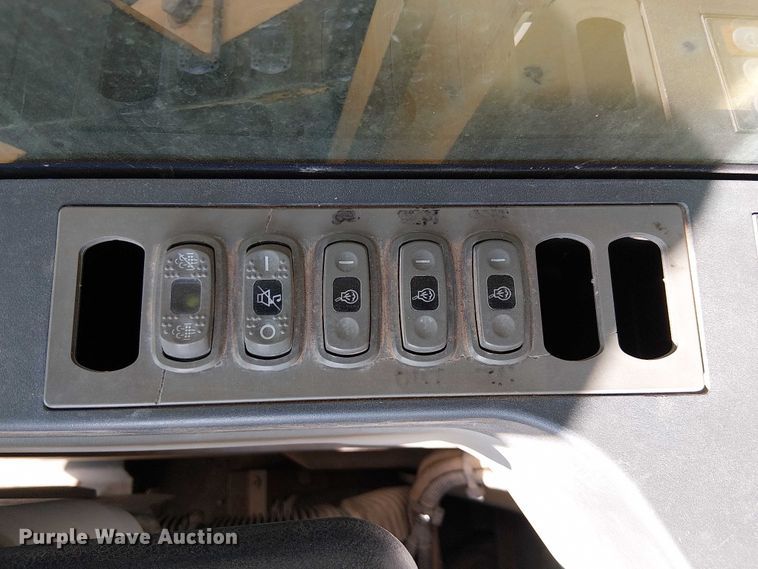 image for item EC1193 2012 IMT AF270E drilling rig