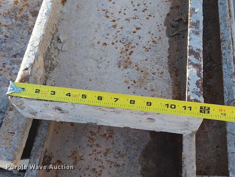 image for item EC1200 12