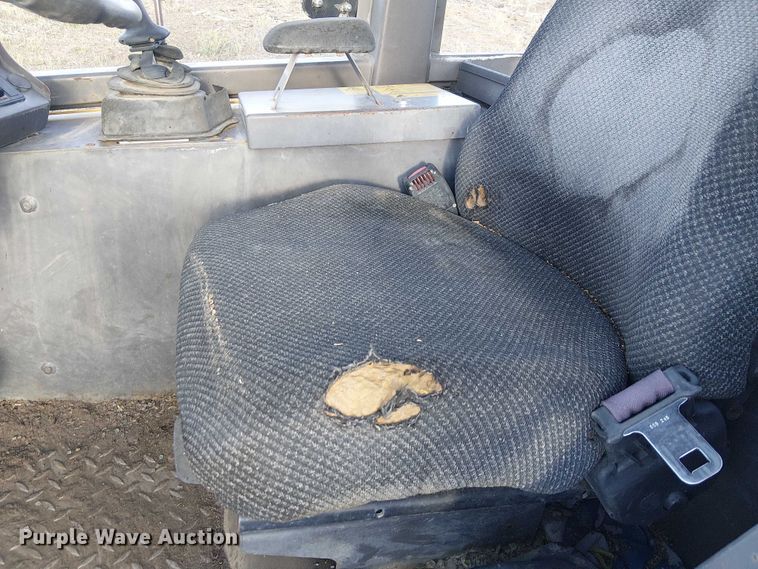 image for item EC1207 2003 Volvo L20B-P compact wheel loader