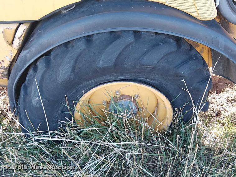 image for item EC1207 2003 Volvo L20B-P compact wheel loader