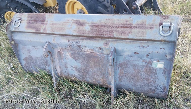 image for item EC1207 2003 Volvo L20B-P compact wheel loader