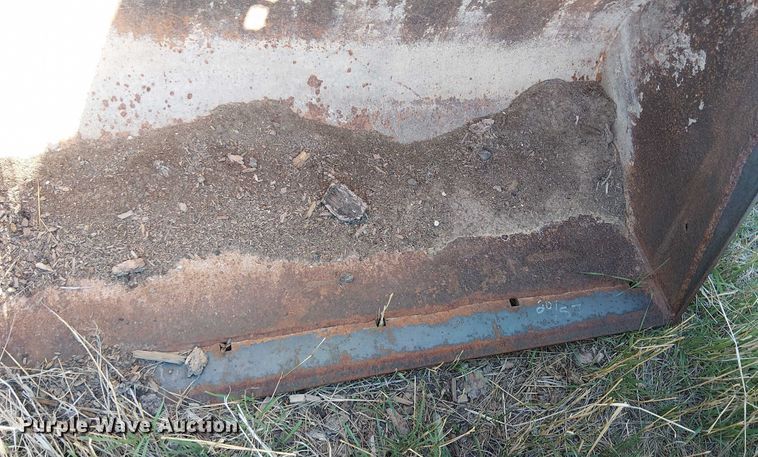 image for item EC1207 2003 Volvo L20B-P compact wheel loader