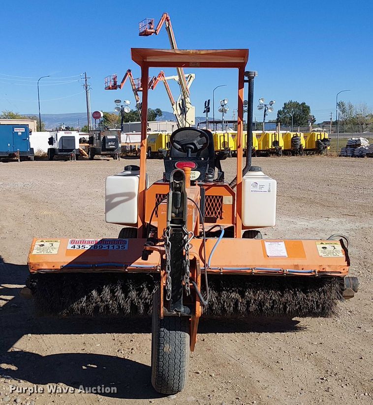 image for item EC1213 LayMor SM300 broom