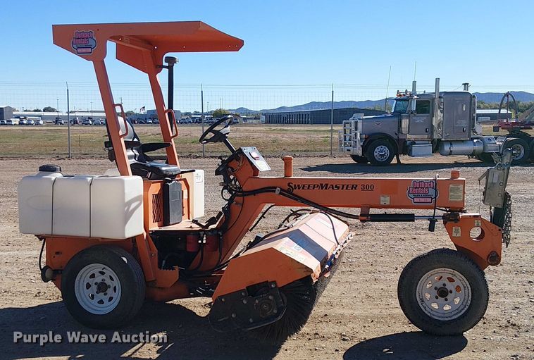 image for item EC1213 LayMor SM300 broom