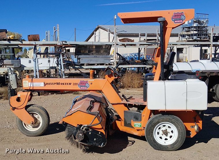 image for item EC1213 LayMor SM300 broom