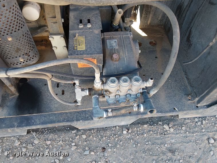 image for item EC1214 Landa SLX10-25824E hot pressure washer