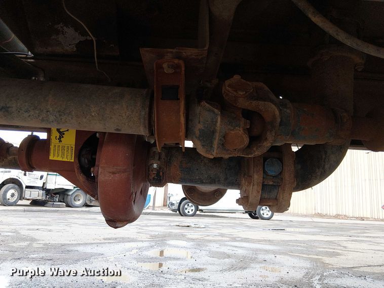 image for item EC1228 1994 International F-4900 water truck