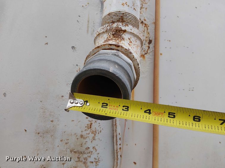 image for item EC1228 1994 International F-4900 water truck