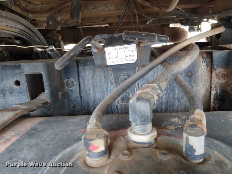 image for item EC1229 1994 Freightliner FLD120 water truck