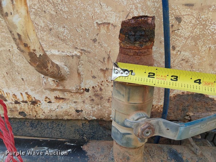 image for item EC1229 1994 Freightliner FLD120 water truck